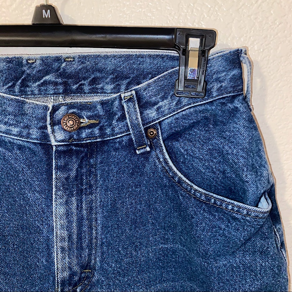 MOM JEANS • Lee’s